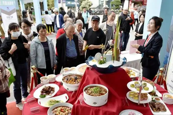 美食节作文300字_美食节海报_美食节美食